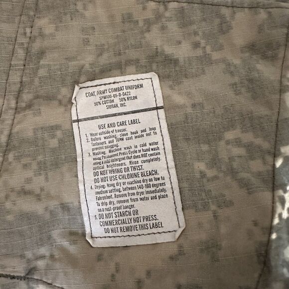 US Military ACU Army Combat Uniform Coat UCP Digital Camo Ripstop Medium Reg - Picture 10 of 16